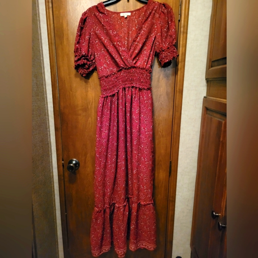 NWOT Max Studio Burgundy Floral Long Dress, Size Small